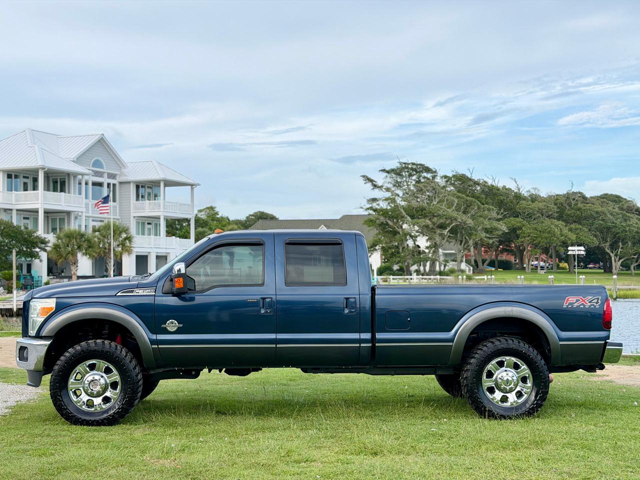 Ford F-350 SD Lariat Crew Cab Long Bed 4WD 2016