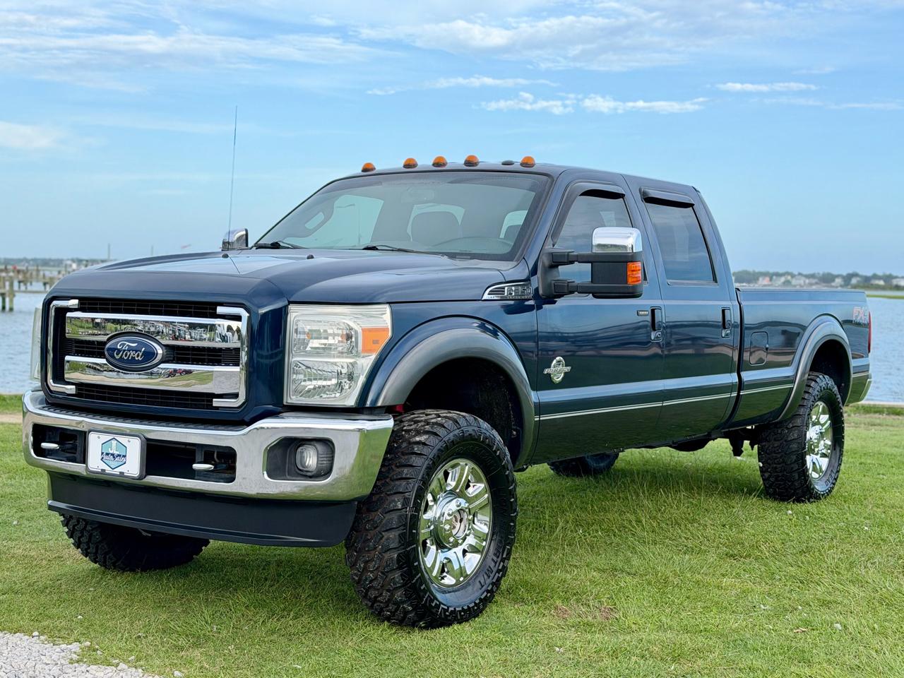 Ford F-350 SD Lariat Crew Cab Long Bed 4WD 2016