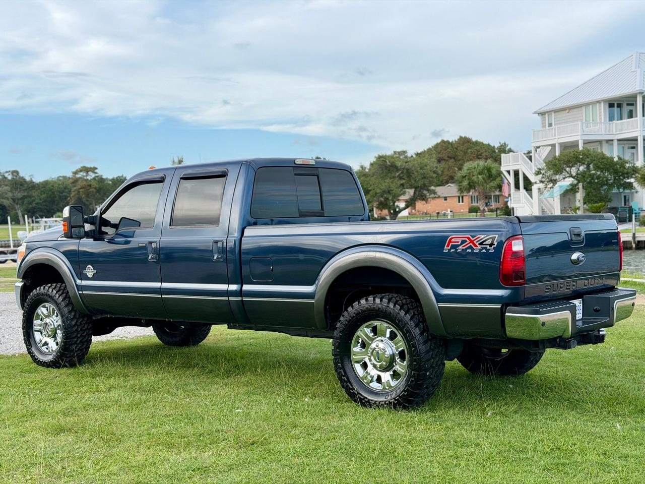 Ford F-350 SD Lariat Crew Cab Long Bed 4WD 2016