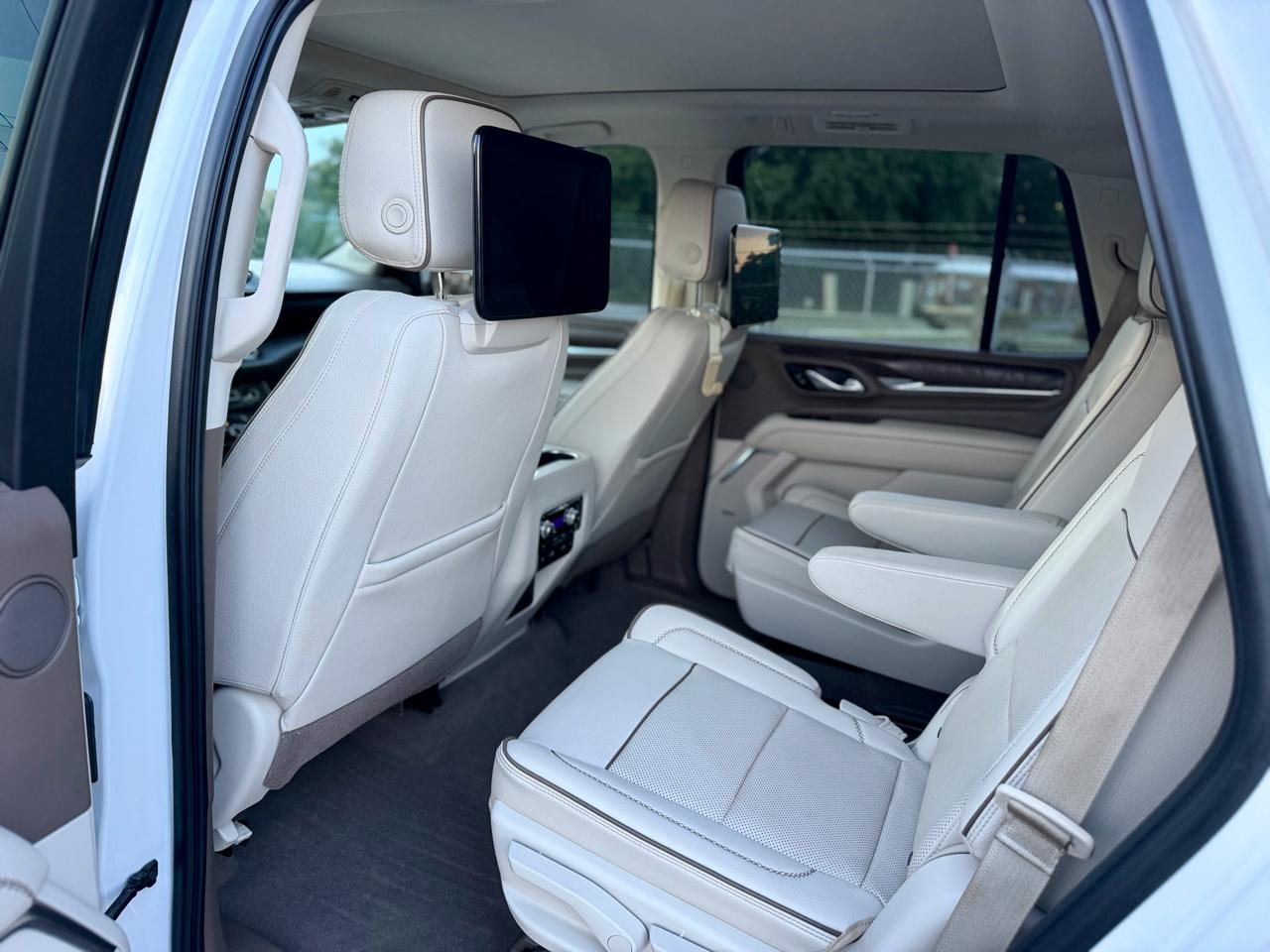 GMC Yukon Denali 4WD 2021