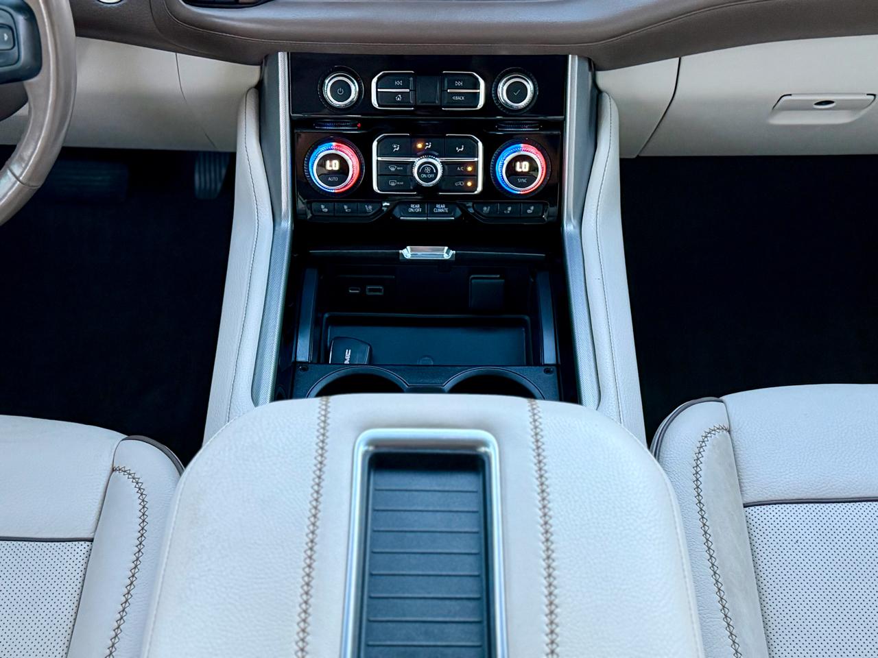 GMC Yukon Denali 4WD 2021