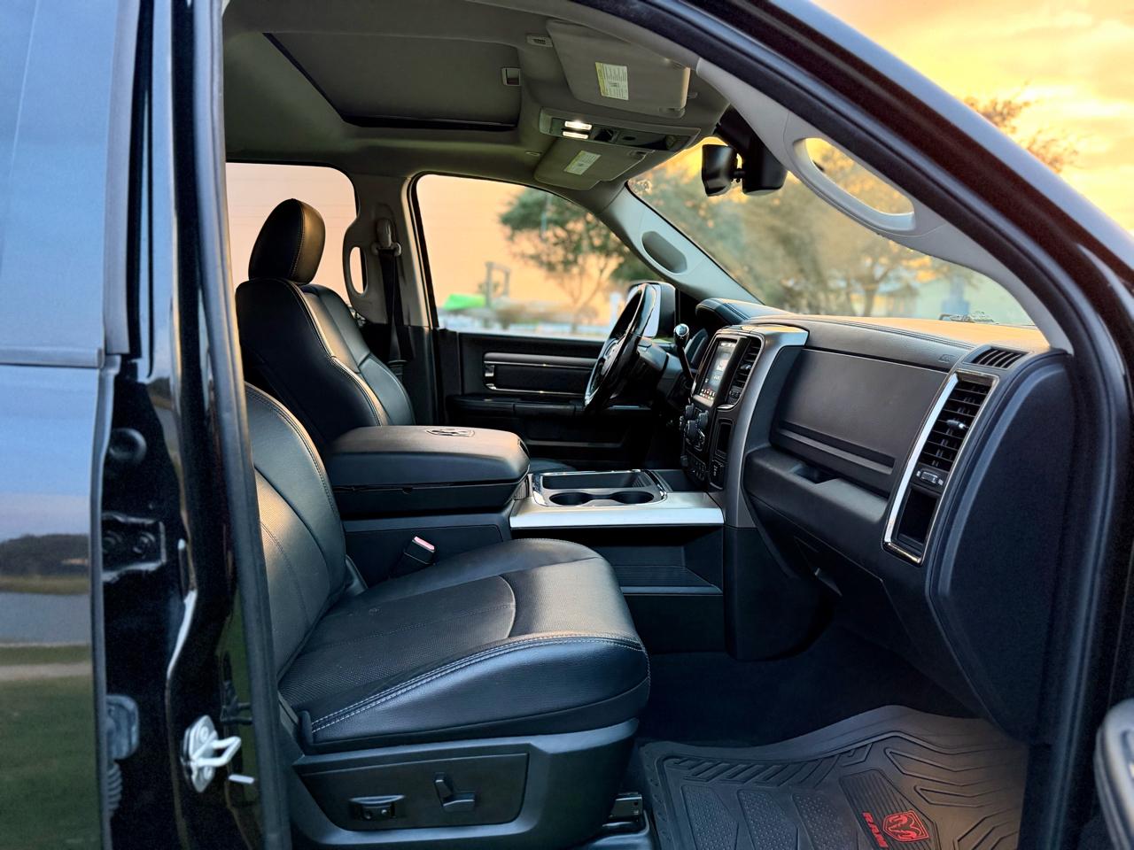 RAM 2500 Laramie Mega Cab 4WD 2018