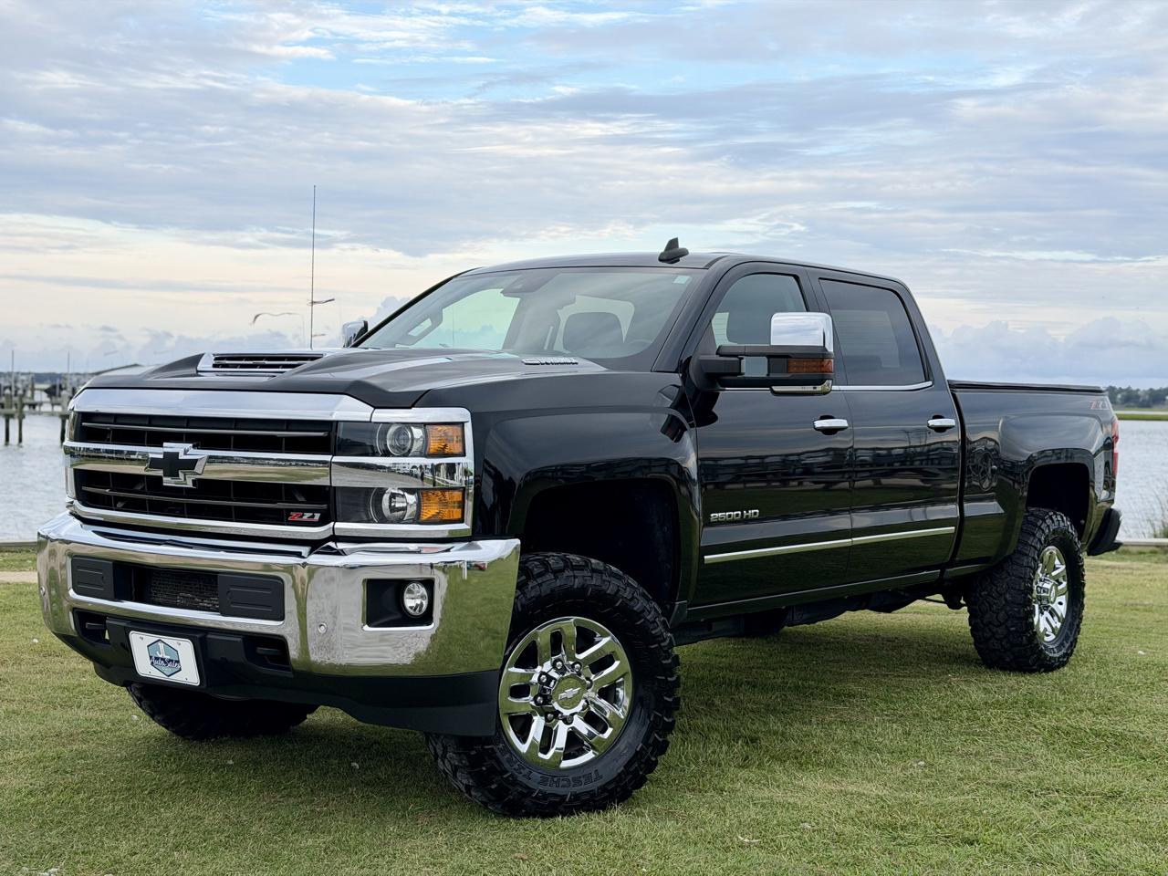 2019 Chevrolet Silverado 2500HD LTZ Crew Cab Short Box 4WD
