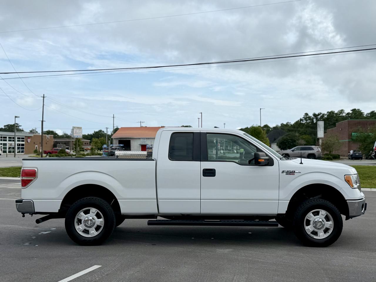 Ford F-150 FX4 SuperCab 6.5-ft. Bed 4WD 2011