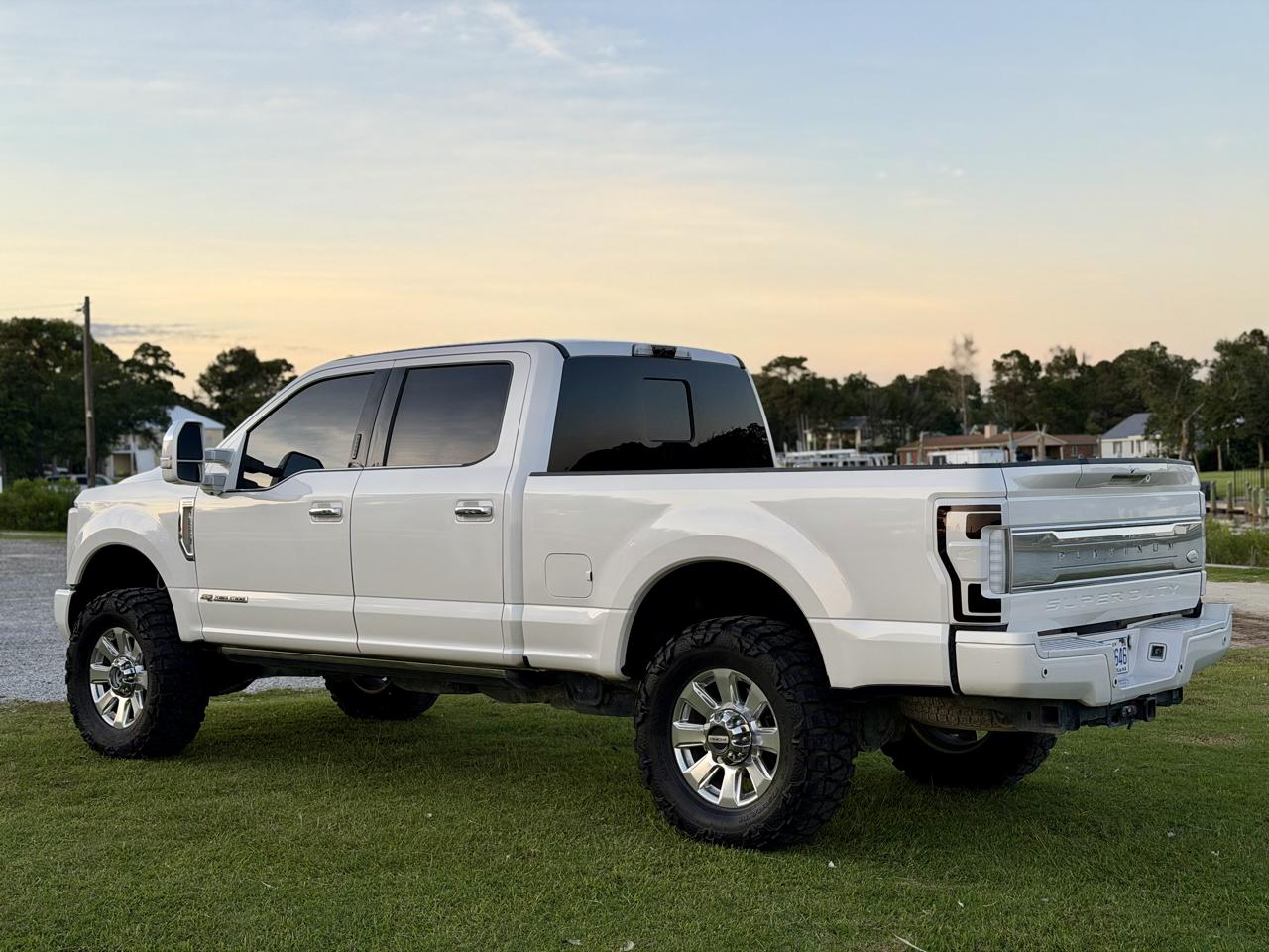 Ford F-250 SD Platinum Crew Cab 4WD 2017