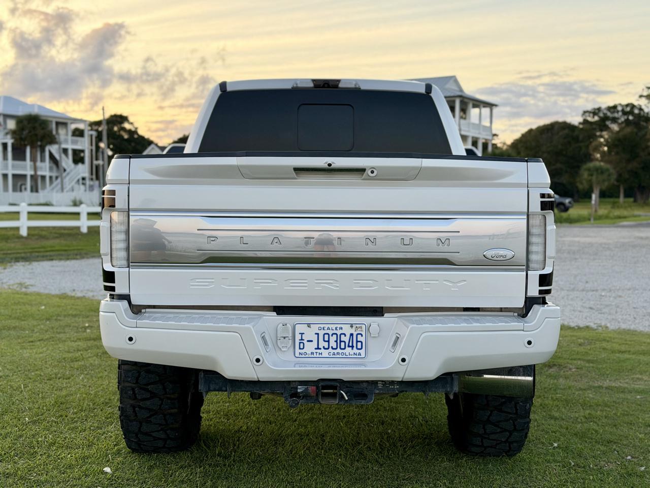 Ford F-250 SD Platinum Crew Cab 4WD 2017