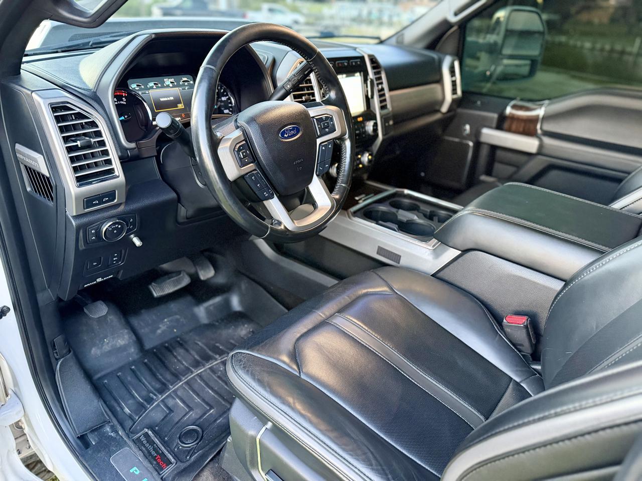 Ford F-250 SD Platinum Crew Cab 4WD 2017