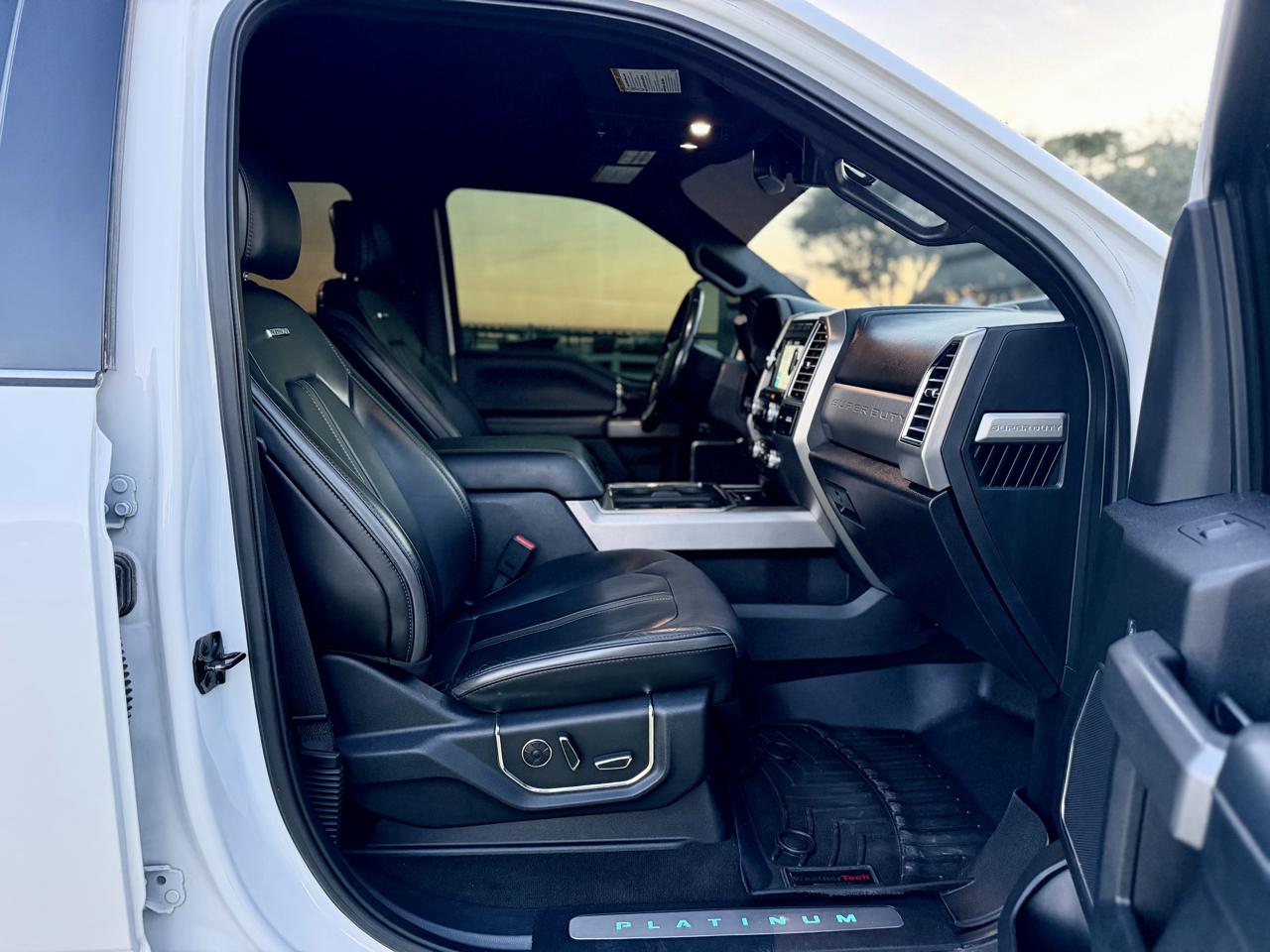 Ford F-250 SD Platinum Crew Cab 4WD 2017