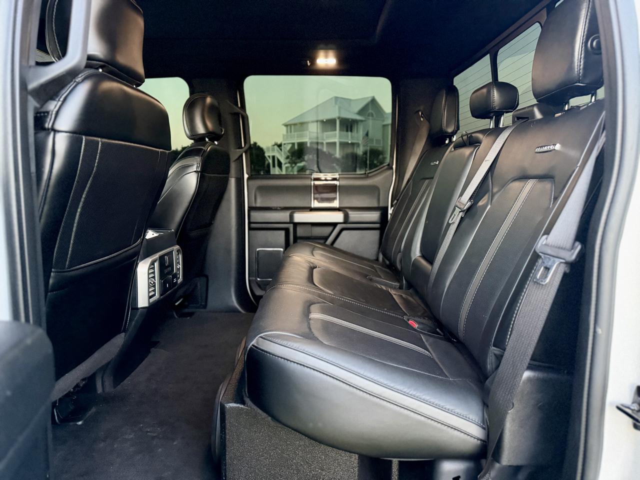 Ford F-250 SD Platinum Crew Cab 4WD 2017