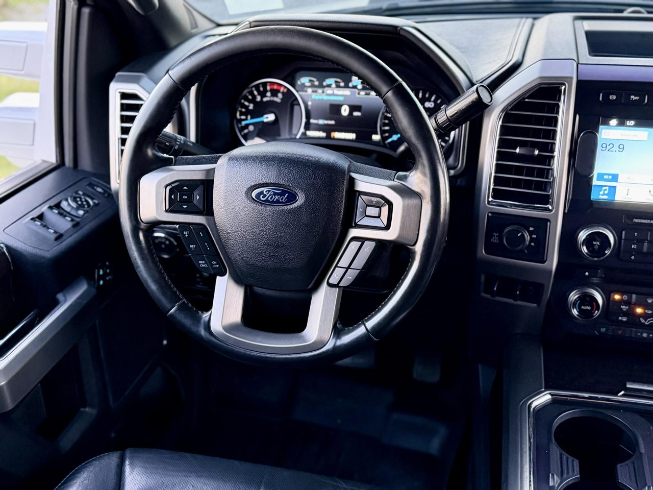 Ford F-250 SD Platinum Crew Cab 4WD 2017