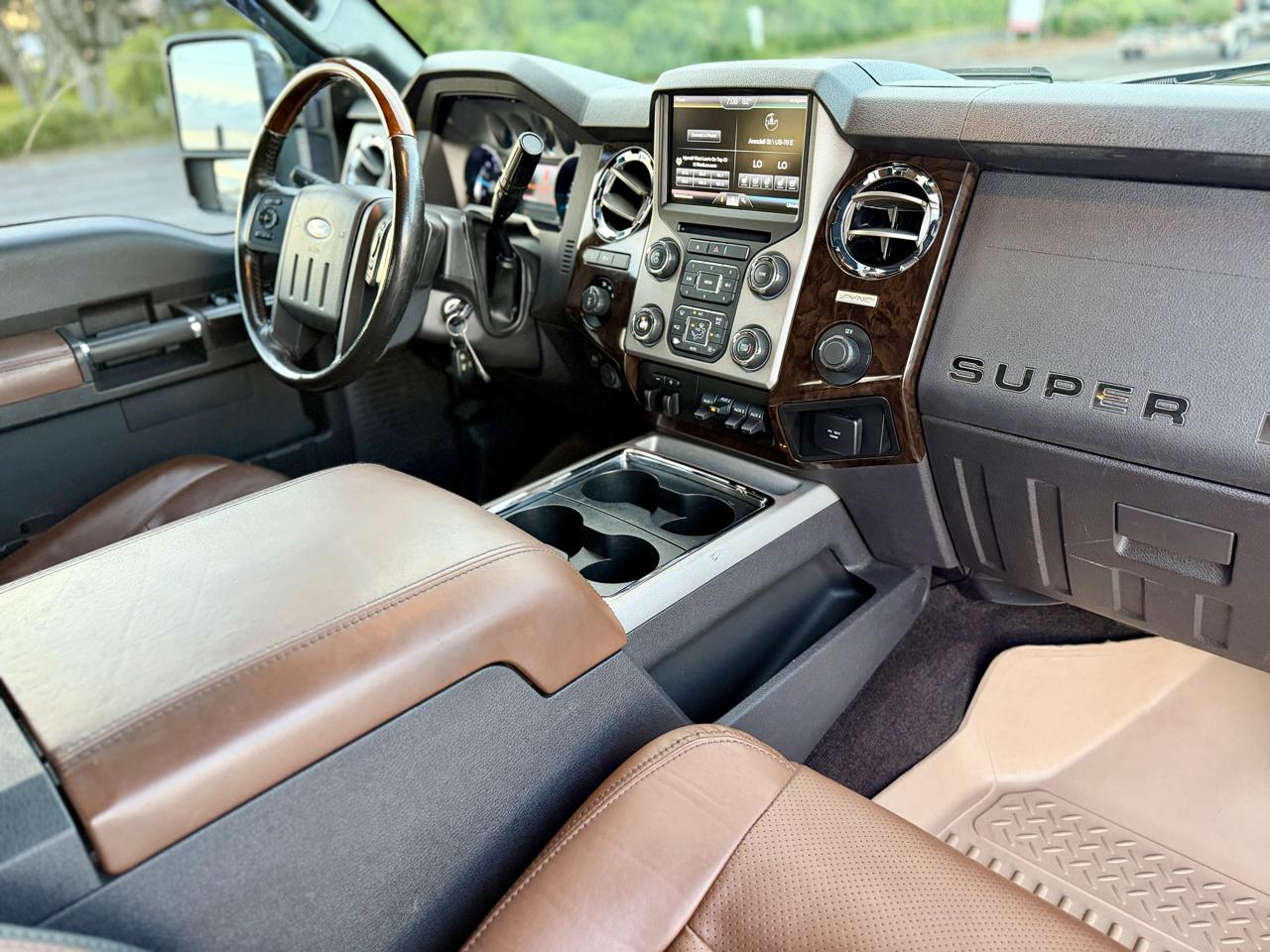 Ford F-250 SD Platinum Crew Cab 4WD 2016