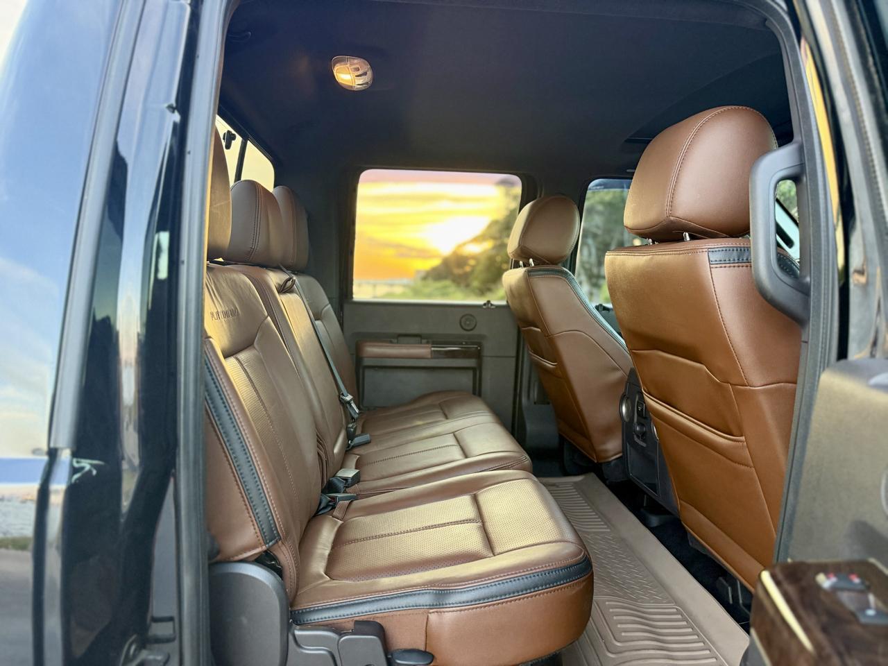 Ford F-250 SD Platinum Crew Cab 4WD 2016