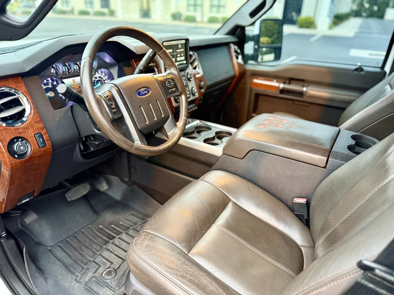 Ford F-250 SD King Ranch Crew Cab 4WD 2015
