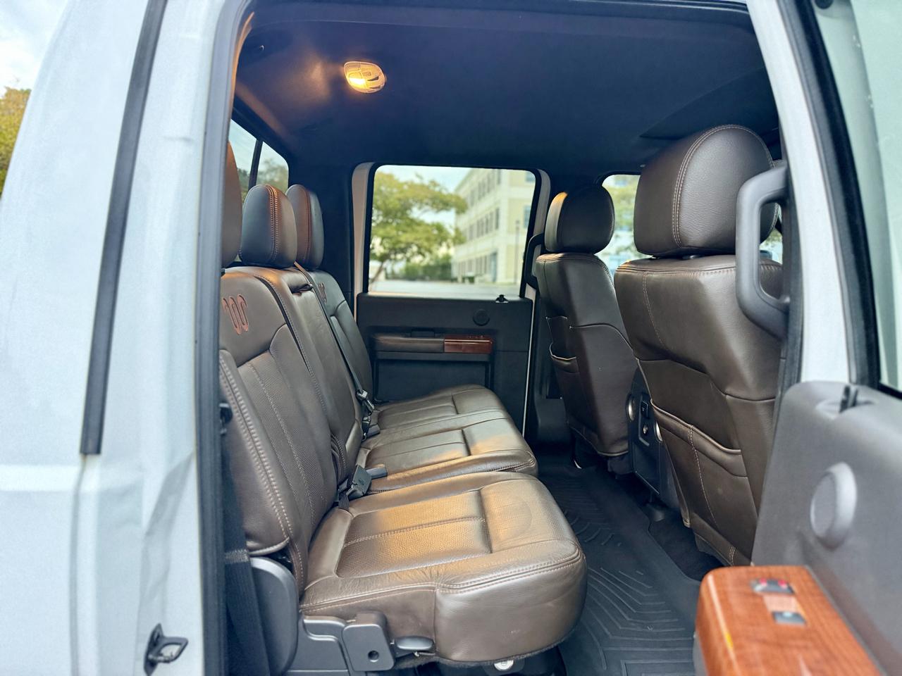 Ford F-250 SD King Ranch Crew Cab 4WD 2015