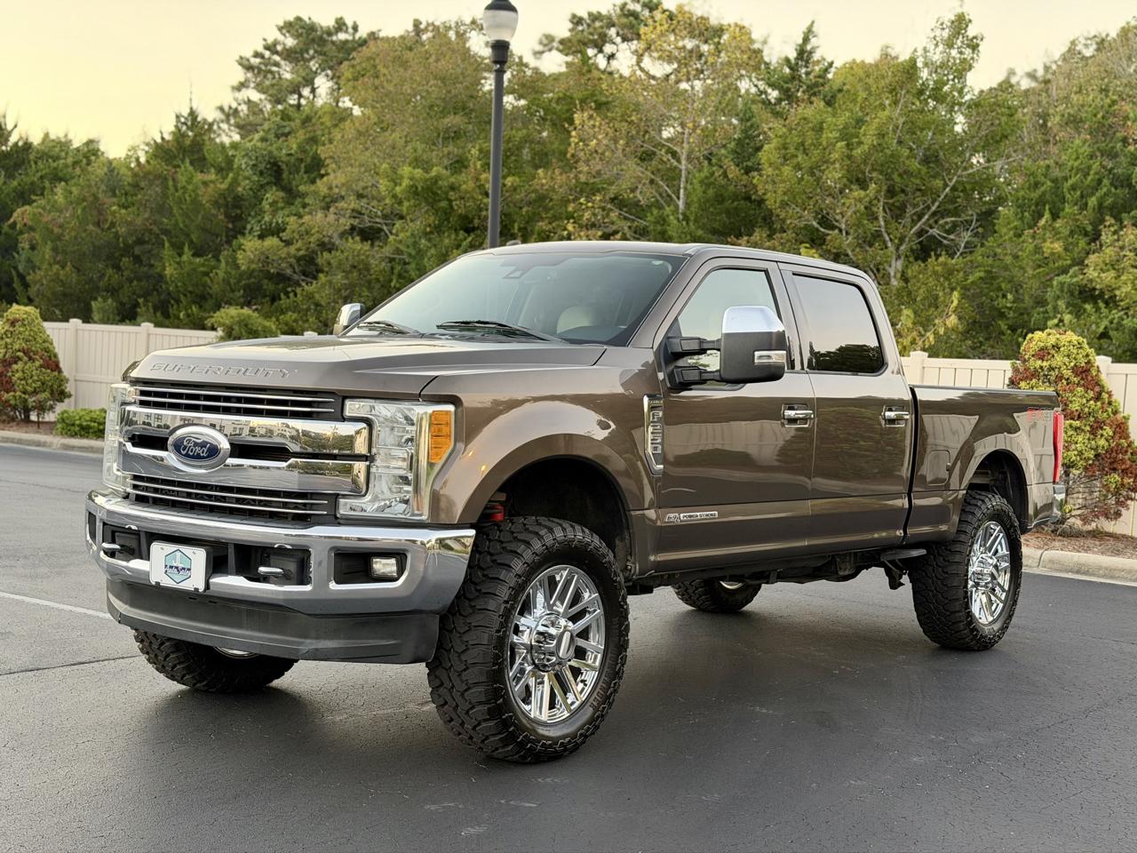 Ford F-250 SD Lariat Crew Cab 4WD 2017