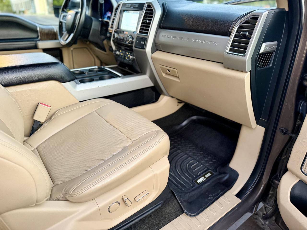 Ford F-250 SD Lariat Crew Cab 4WD 2017