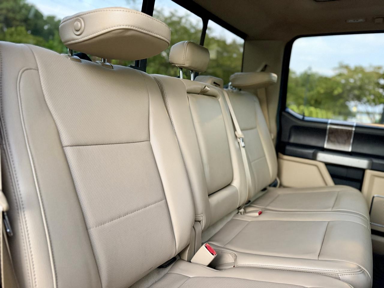 Ford F-250 SD Lariat Crew Cab 4WD 2017