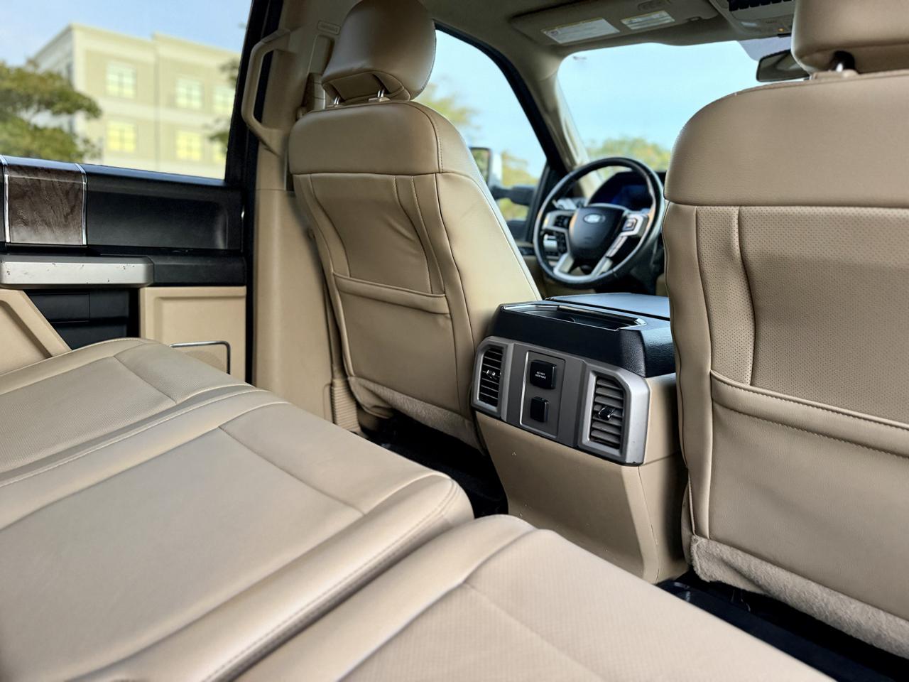Ford F-250 SD Lariat Crew Cab 4WD 2017