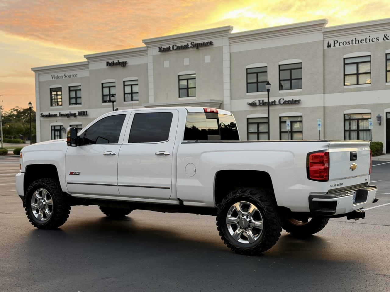 Chevrolet Silverado 2500HD LTZ Crew Cab 4WD 2018