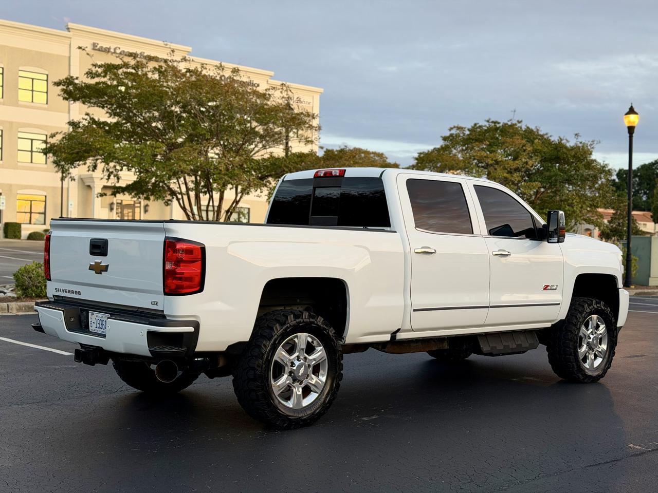 Chevrolet Silverado 2500HD LTZ Crew Cab 4WD 2018