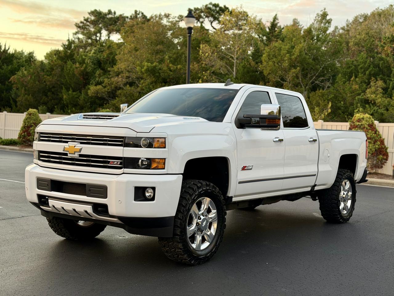 Chevrolet Silverado 2500HD LTZ Crew Cab 4WD 2018