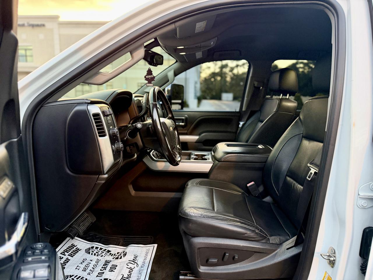 Chevrolet Silverado 2500HD LTZ Crew Cab 4WD 2018
