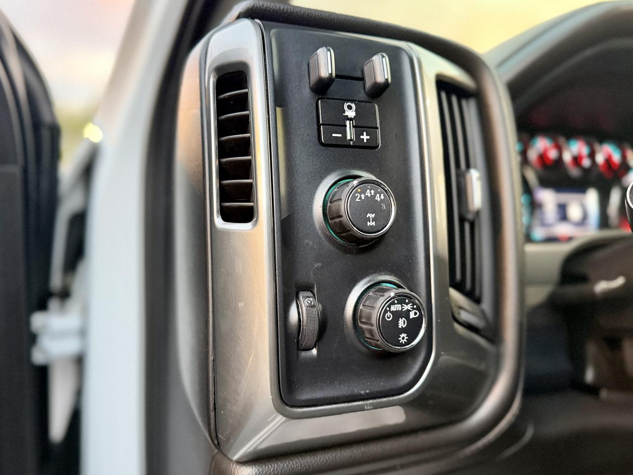Chevrolet Silverado 2500HD LTZ Crew Cab 4WD 2018