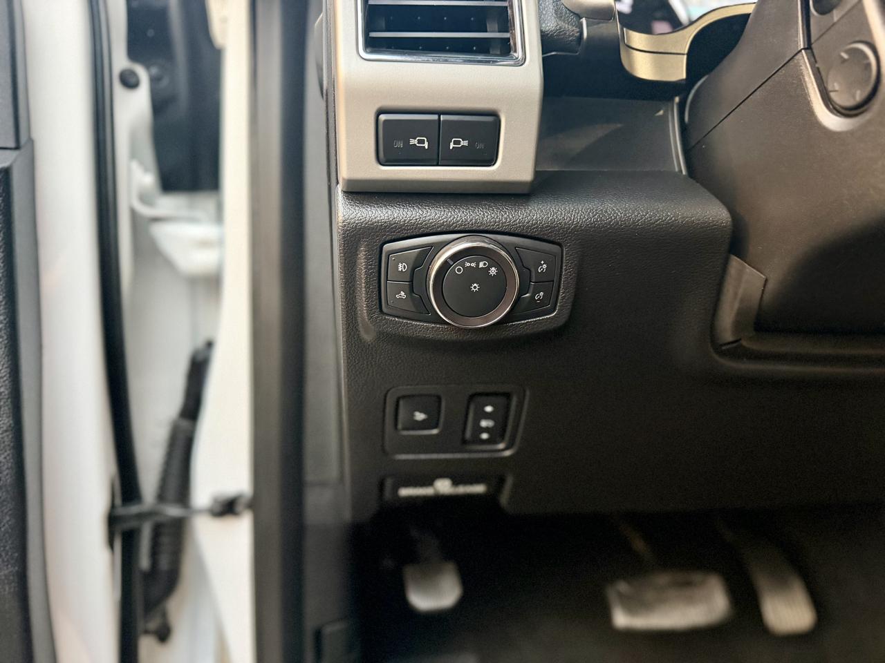 Ford F-350 SD Lariat Crew Cab 4WD 2019