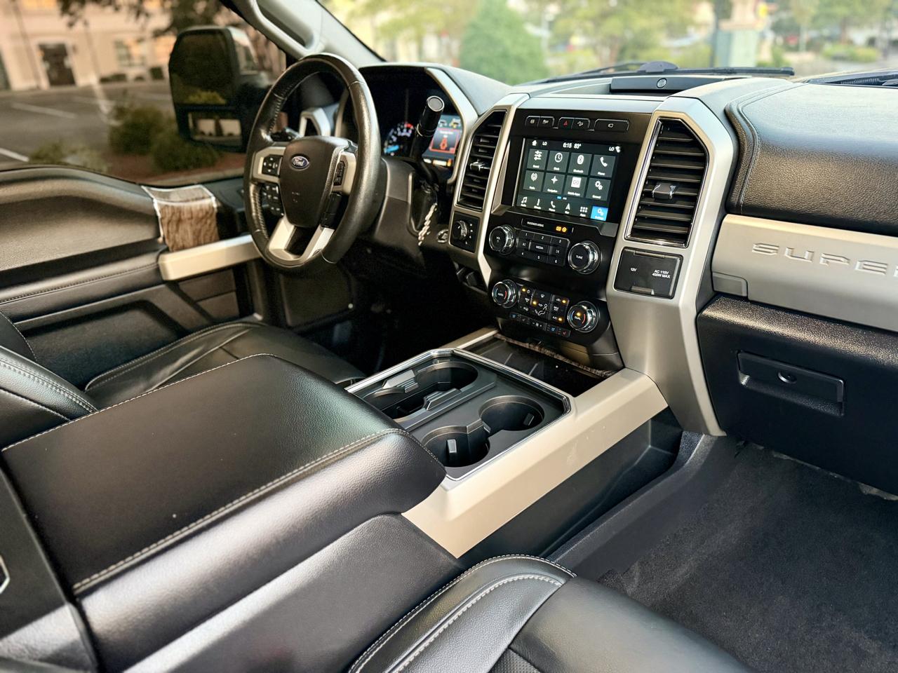 Ford F-350 SD Lariat Crew Cab 4WD 2019