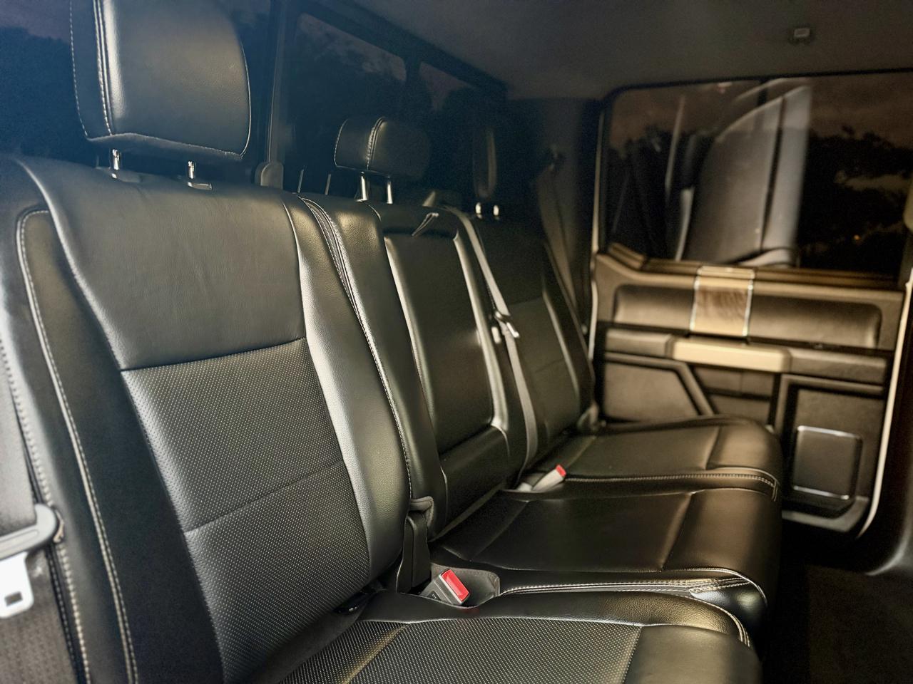 Ford F-350 SD Lariat Crew Cab 4WD 2019