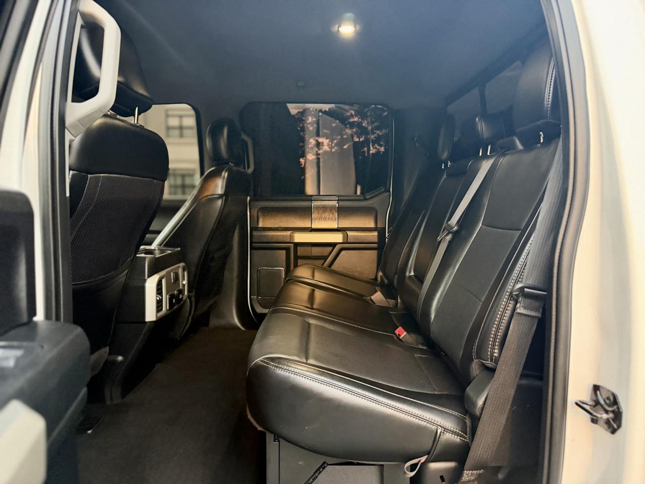 Ford F-350 SD Lariat Crew Cab 4WD 2019