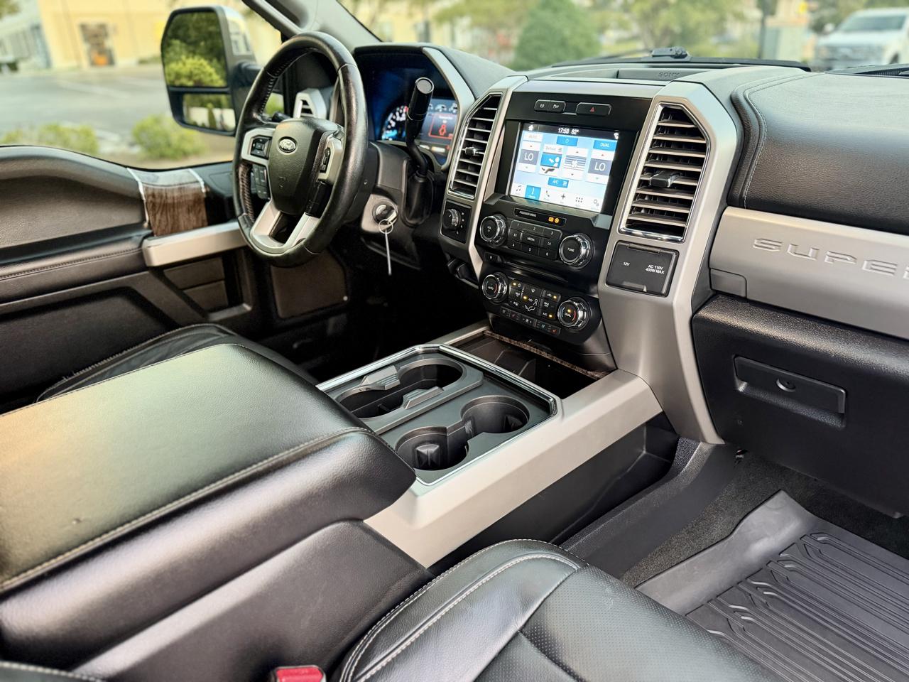 Ford F-250 SD Lariat Crew Cab 4WD 2017