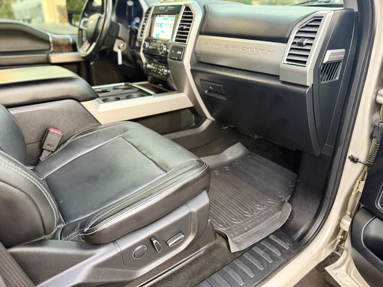 Ford F-250 SD Lariat Crew Cab 4WD 2017