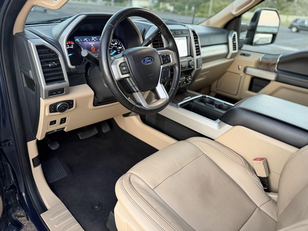 Ford F-250 SD Lariat Crew Cab 4WD 2019