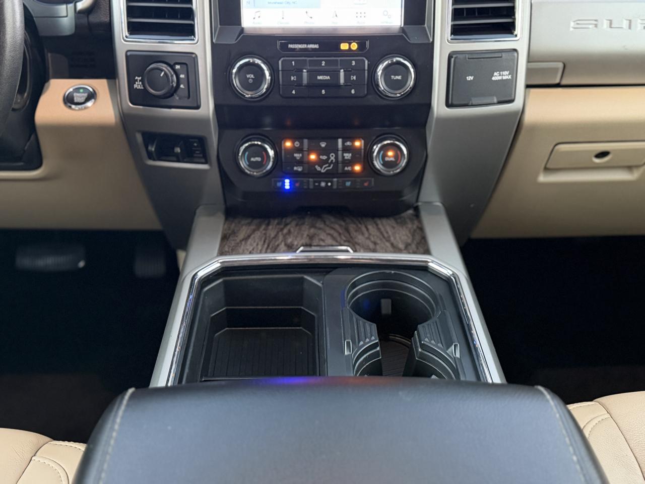 Ford F-250 SD Lariat Crew Cab 4WD 2019