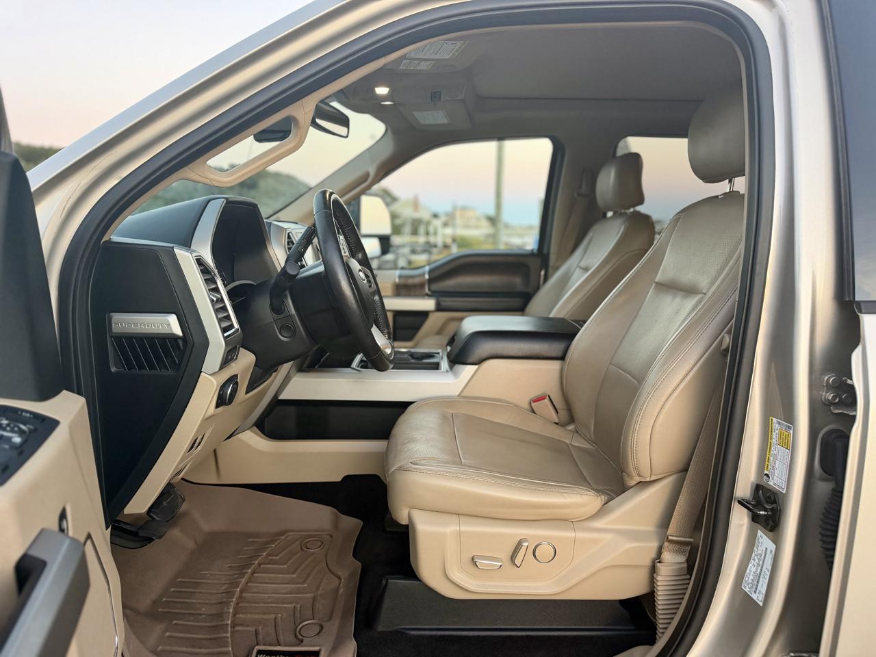 Ford F-250 SD Lariat Crew Cab 4WD 2017