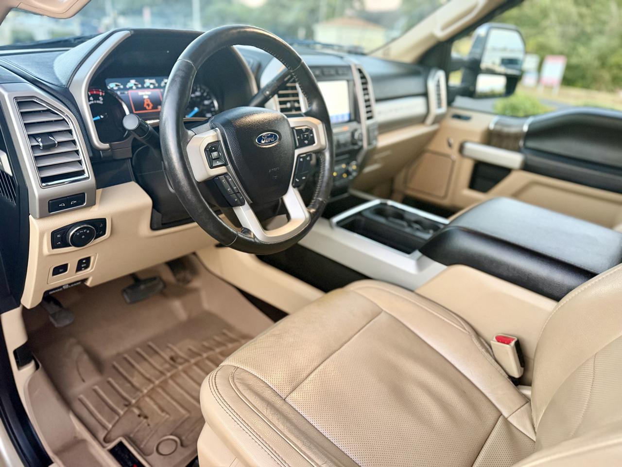 Ford F-250 SD Lariat Crew Cab 4WD 2017