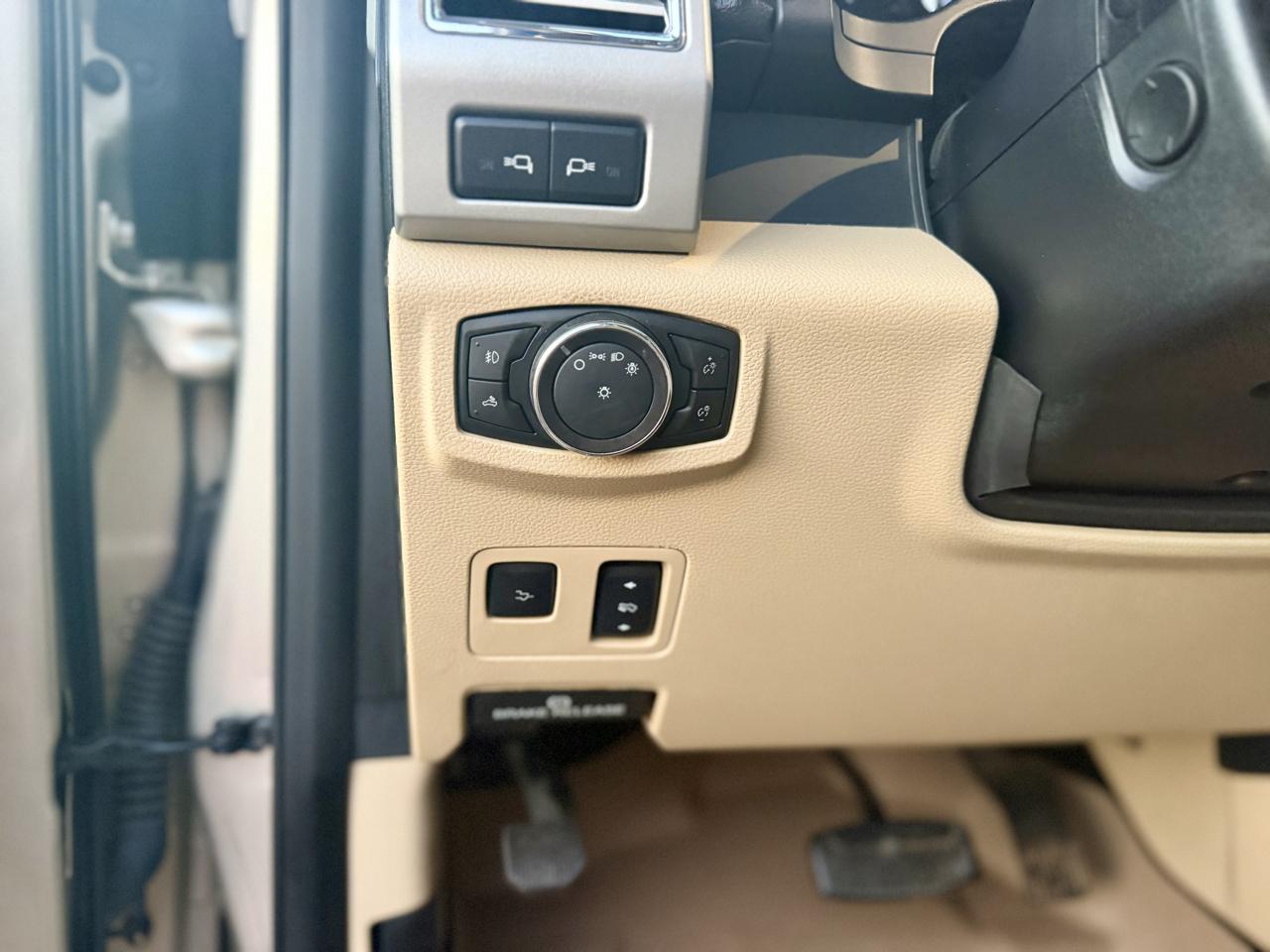 Ford F-250 SD Lariat Crew Cab 4WD 2017