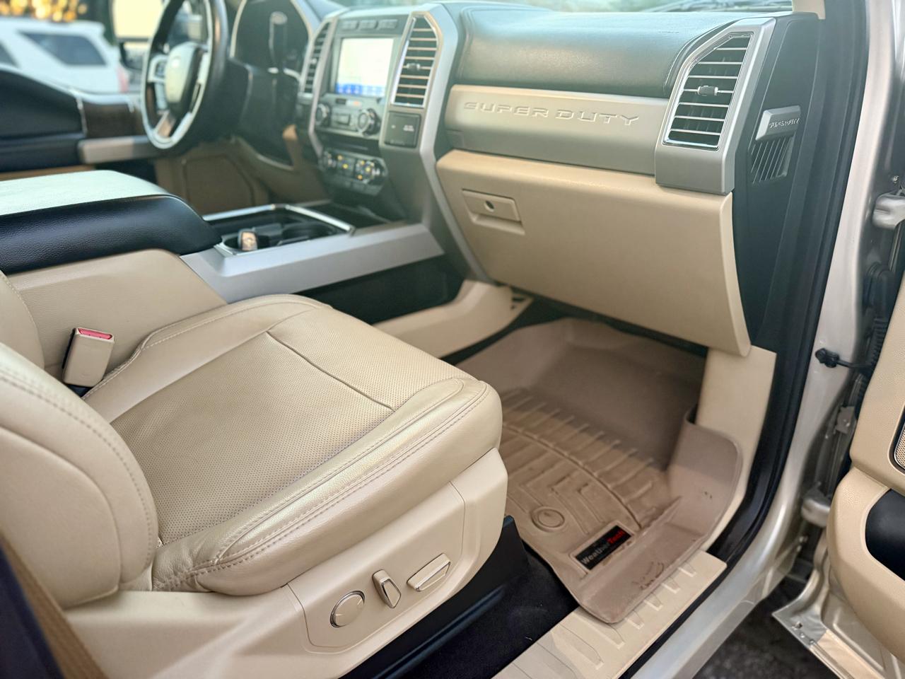 Ford F-250 SD Lariat Crew Cab 4WD 2017