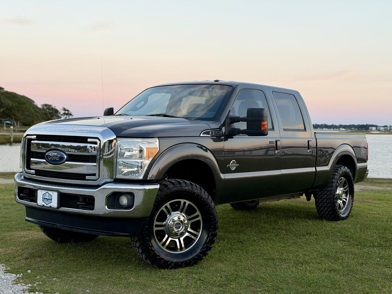 Ford F-250 SD Lariat Crew Cab 4WD 2016