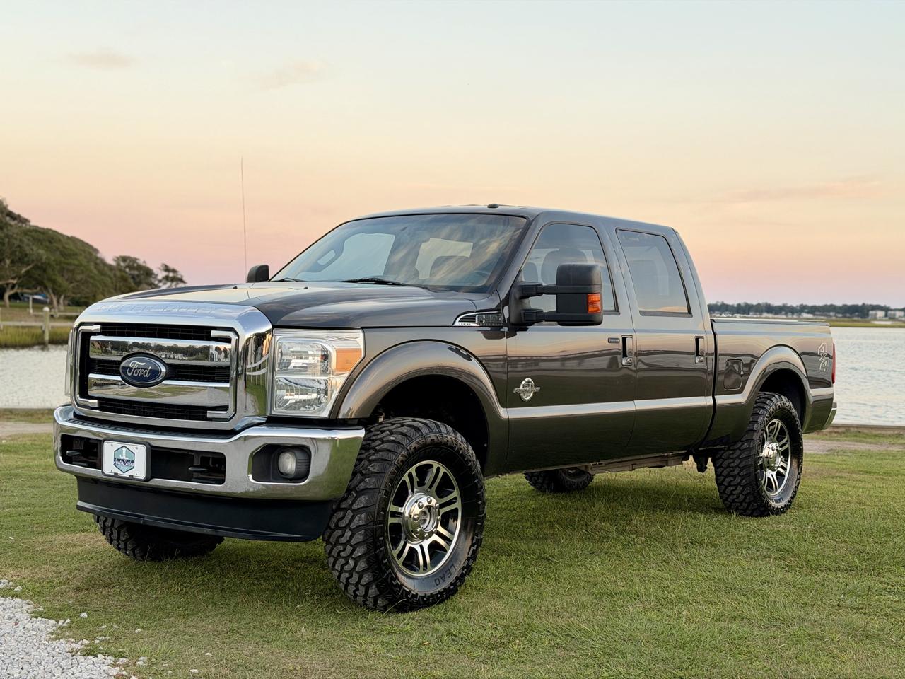 Ford F-250 SD Lariat Crew Cab 4WD 2016