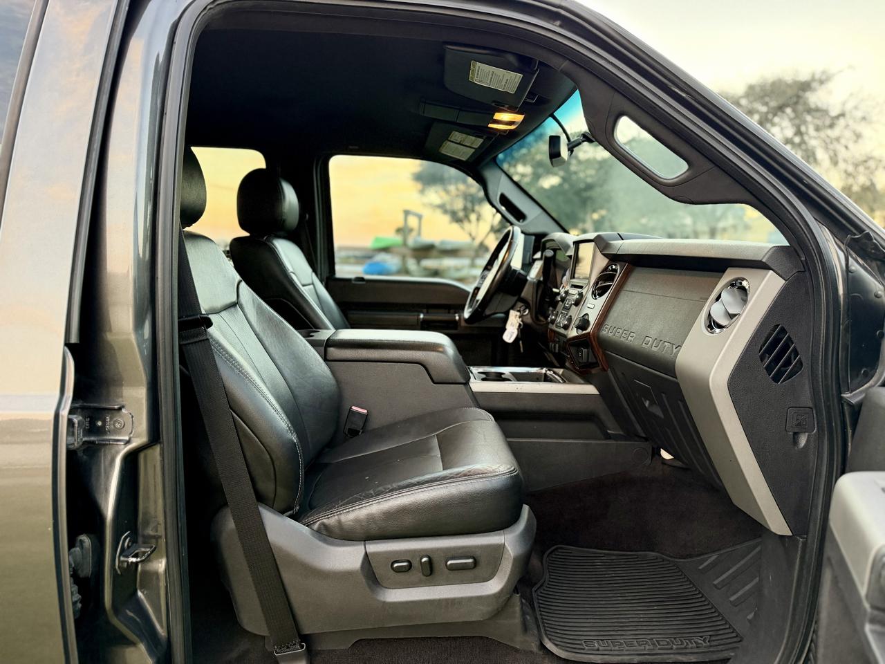 Ford F-250 SD Lariat Crew Cab 4WD 2016