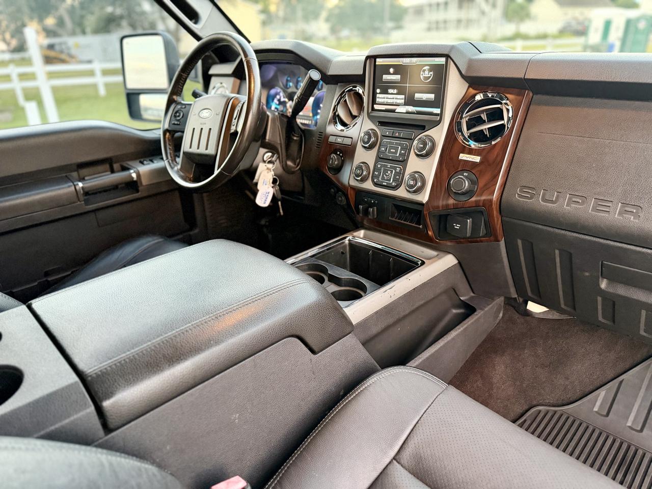 Ford F-250 SD Lariat Crew Cab 4WD 2016