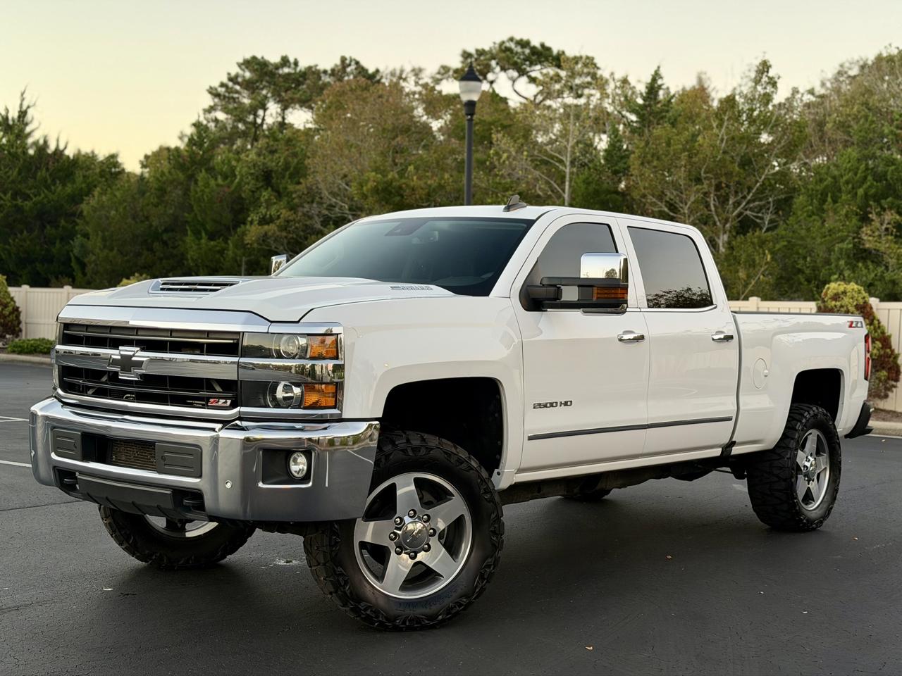 2018 Chevrolet Silverado 2500HD LTZ Crew Cab 4WD