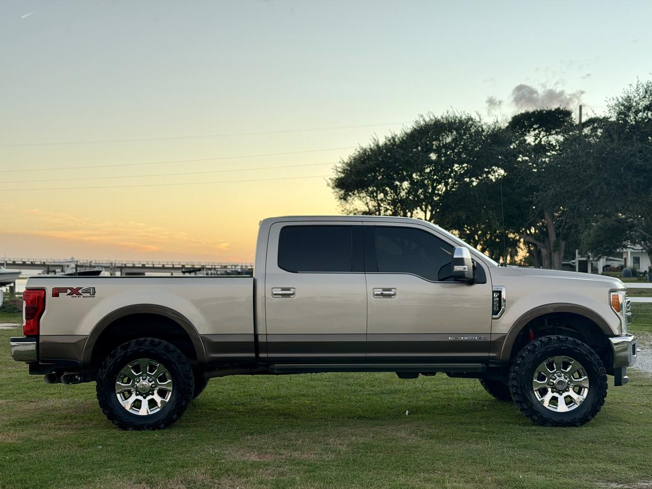 Ford F-250 SD King Ranch Crew Cab 4WD 2017
