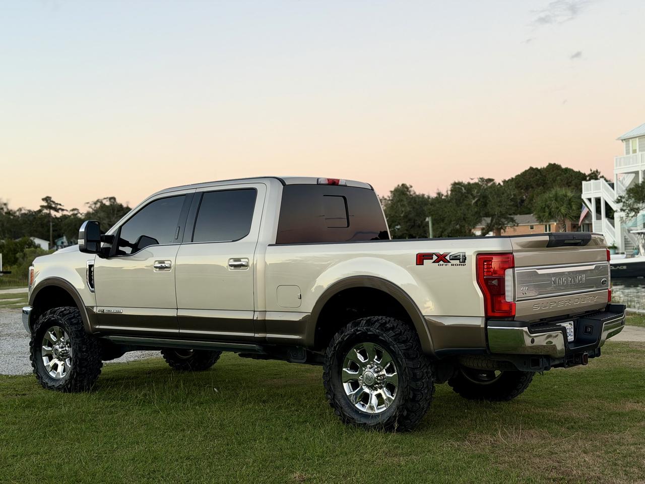 Ford F-250 SD King Ranch Crew Cab 4WD 2017