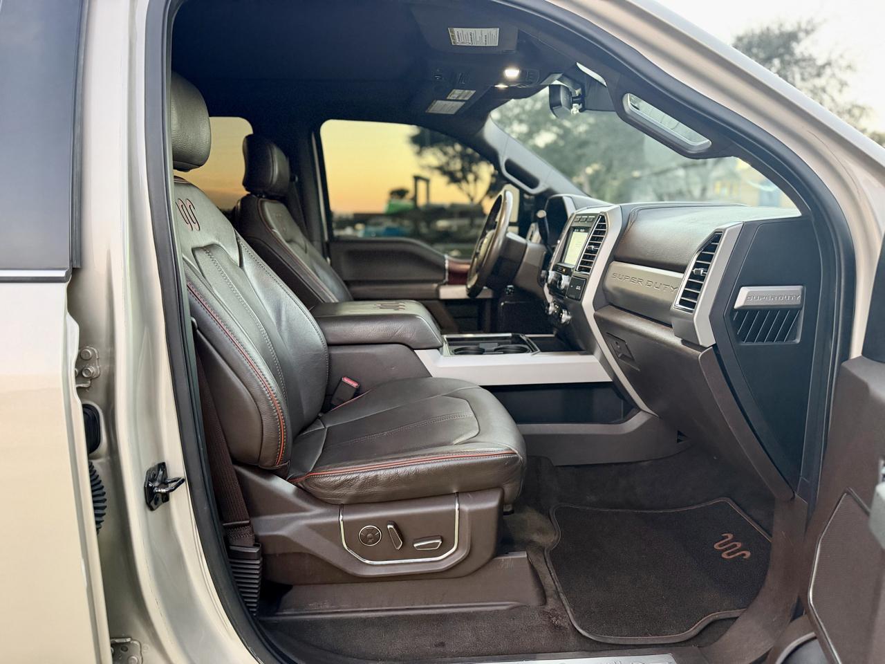 Ford F-250 SD King Ranch Crew Cab 4WD 2017