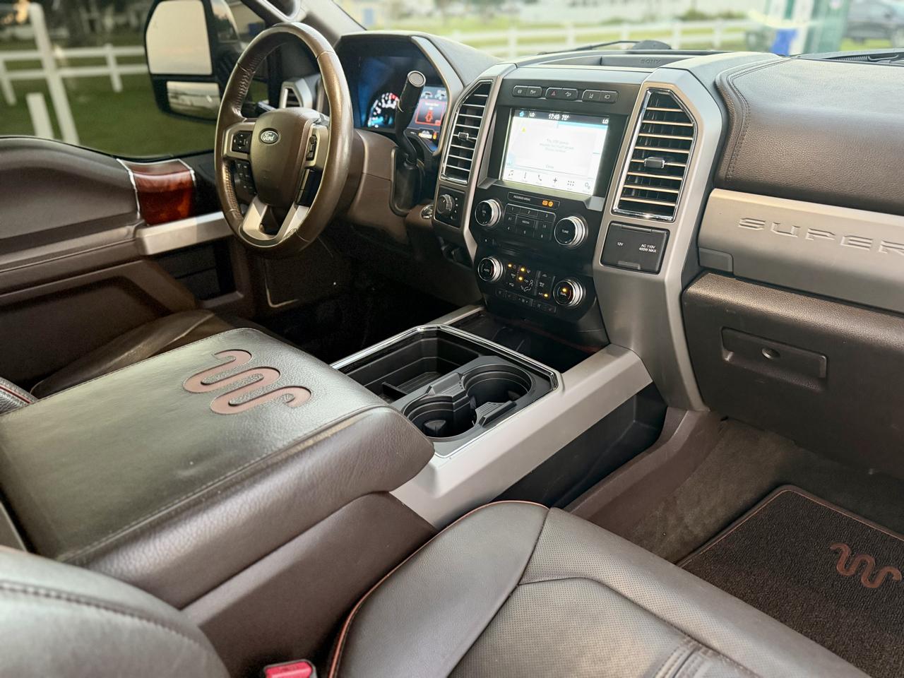 Ford F-250 SD King Ranch Crew Cab 4WD 2017