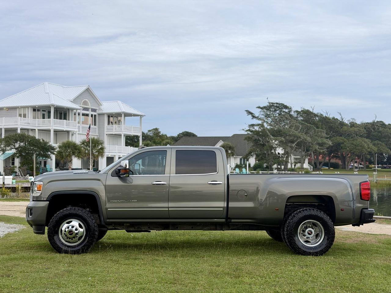 GMC Sierra 3500HD Denali Crew Cab 4WD 2018