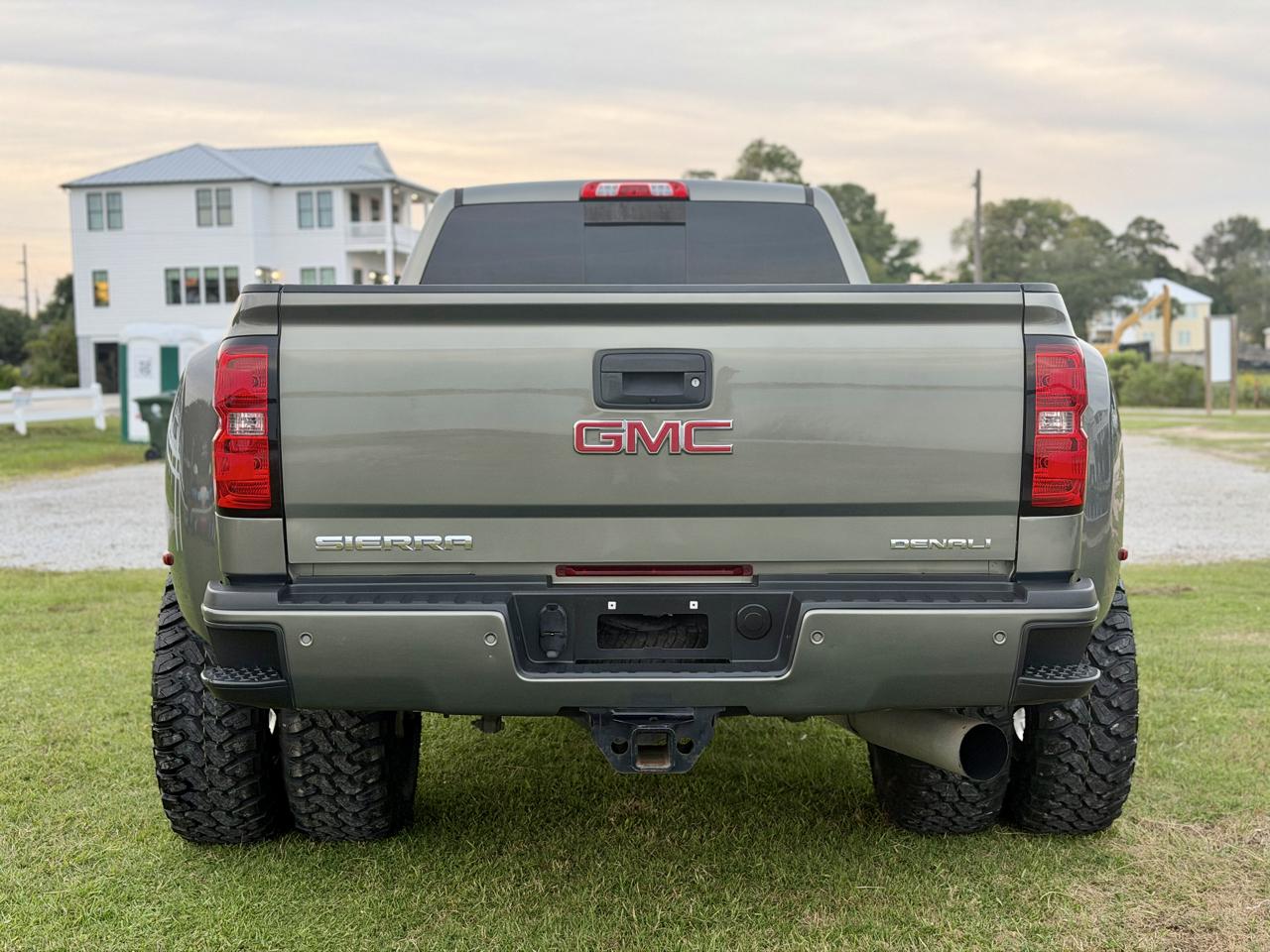 GMC Sierra 3500HD Denali Crew Cab 4WD 2018
